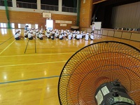 体育館の大型扇風機