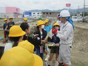 6年生　発掘現場