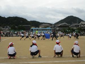 綱引き