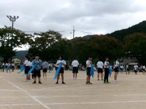 ④