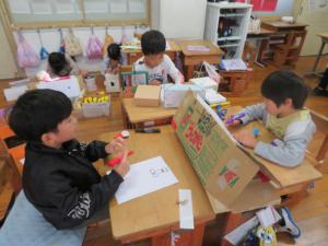 どんぐりごまバトル屋さんの準備中
