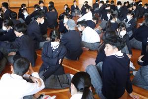 全校集会2