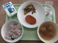給食1