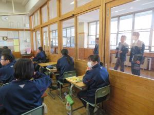 同学年同和