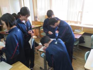 同学年同和