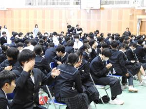 １