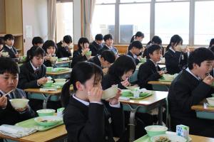 給食