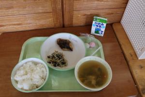 給食