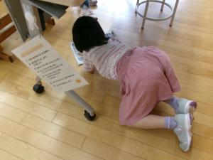 ２