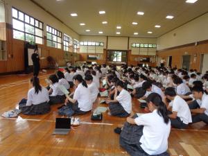 学年集会