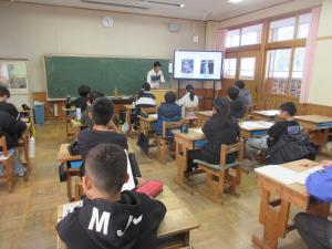 6年生磯尾柏里さんのお話