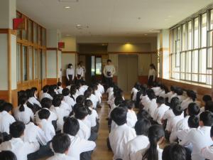 学年集会