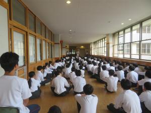学年集会