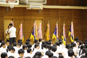 全校集会