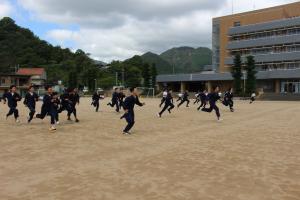 学年演技