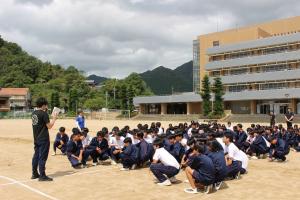 学年演技