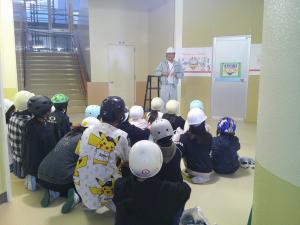 校舎見学6年生