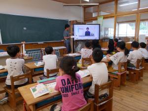 4年生外国語活動