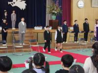 6年生が入場しています。