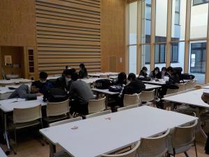 学年閉鎖2